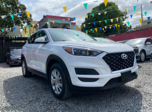 Hyundai Tucson SE