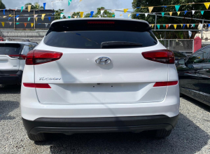 Hyundai Tucson SE