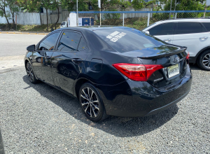 Toyota Corolla SE