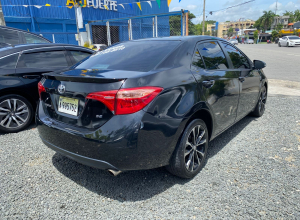 Toyota Corolla SE
