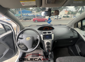 Toyota Vitz Básico