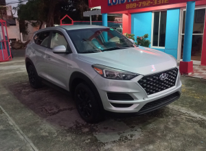 Hyundai Tucson SE