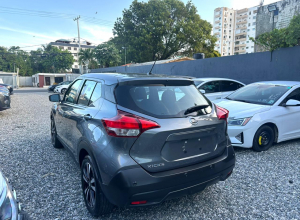 Nissan Kicks S
