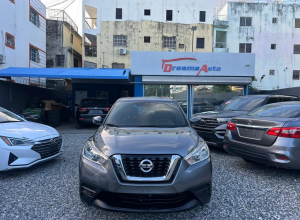 Nissan Kicks S