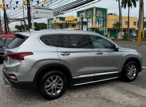 Hyundai Santa Fe SEL