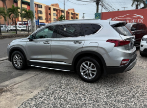 Hyundai Santa Fe SEL