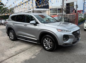 Hyundai Santa Fe SEL