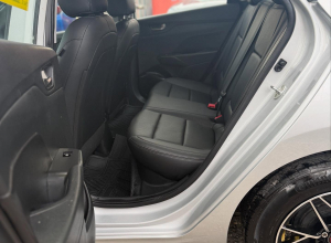 Hyundai Accent SE