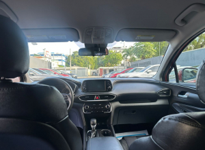 Hyundai Santa Fe SE