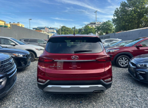 Hyundai Santa Fe SE