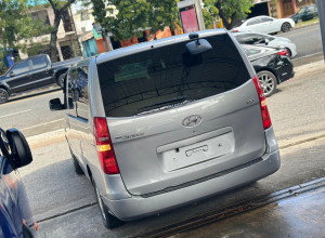 Hyundai Grand Starex Básico