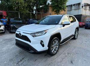 Toyota RAV4 XLE