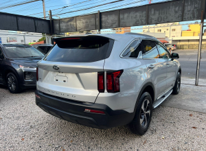 Kia Sorento LX