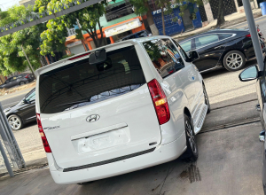 Hyundai Grand Starex Básico