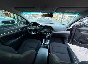 Hyundai Elantra Basico
