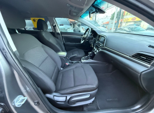 Hyundai Elantra Basico