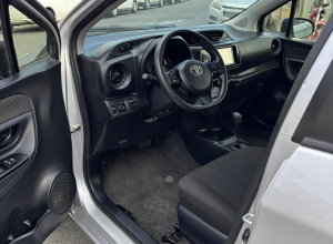 Toyota Vitz Básico