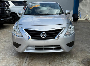Nissan Versa SV