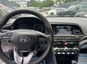Hyundai Elantra Basico