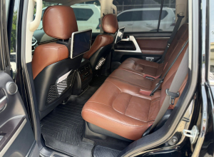 Toyota Land Cruiser VXR