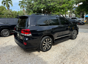 Toyota Land Cruiser VXR
