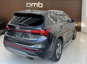 Hyundai Santa Fe SE