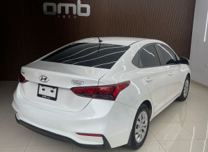 Hyundai Accent Básico