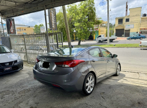 Hyundai Elantra Limited