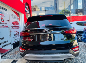 Hyundai Santa Fe SE