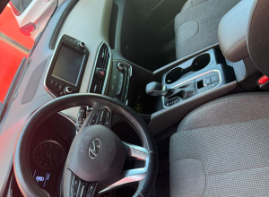 Hyundai Santa Fe SE