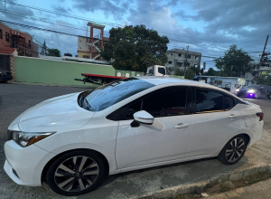 Nissan Versa SR