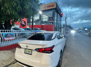 Nissan Versa SR