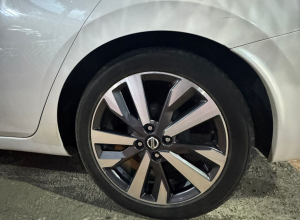 Nissan Versa SR