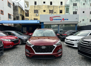 Hyundai Tucson SE