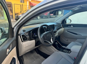Hyundai Tucson SE