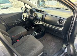 Toyota Vitz Básico