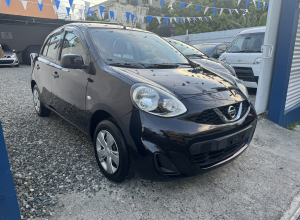 Nissan March Básico