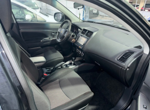 Mitsubishi Outlander Sport