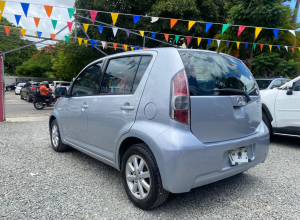 Daihatsu Sirion Básico