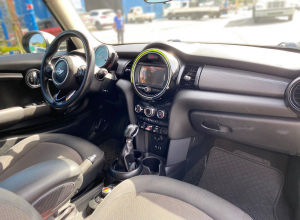 MINI Cooper Básico