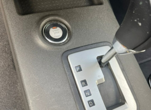 Nissan Frontier SV