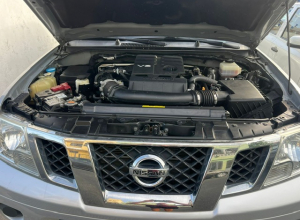 Nissan Frontier SV