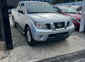 Nissan Frontier SV