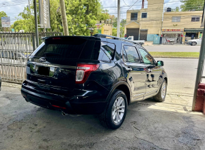 Ford Explorer XL