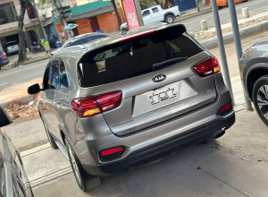 Kia Sorento LX