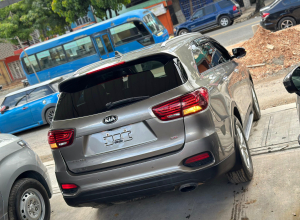 Kia Sorento LX