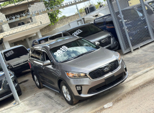 Kia Sorento LX