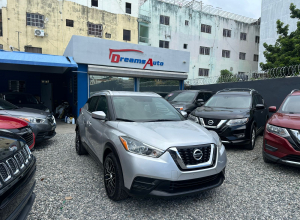 Nissan Kicks S