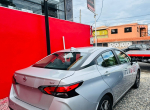 Nissan Versa SV