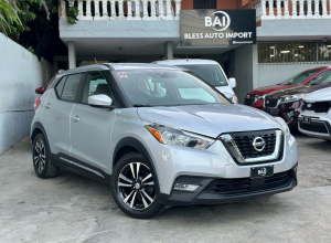Nissan Kicks SV